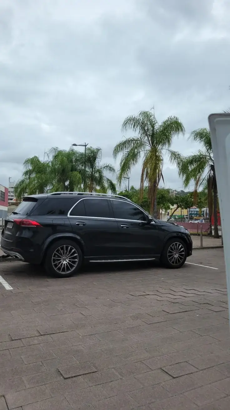 Spar’Car luxury vehicle rental